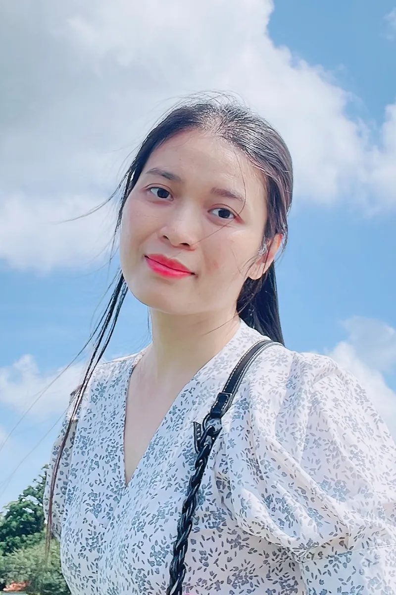 Cô Phạm Hải Vân